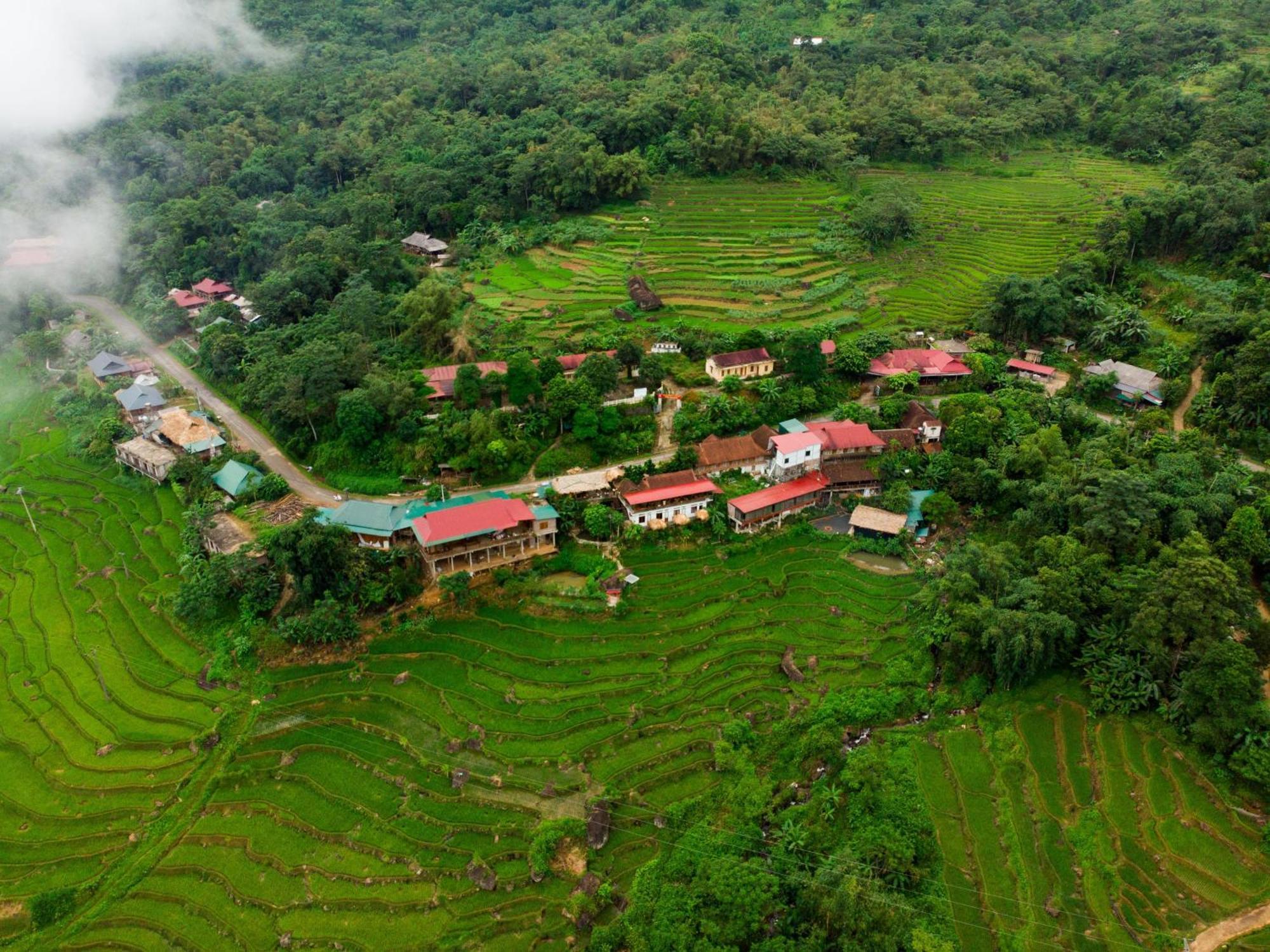 Oh Pu Luong Homestay Huong Ba Thuoc Exteriér fotografie
